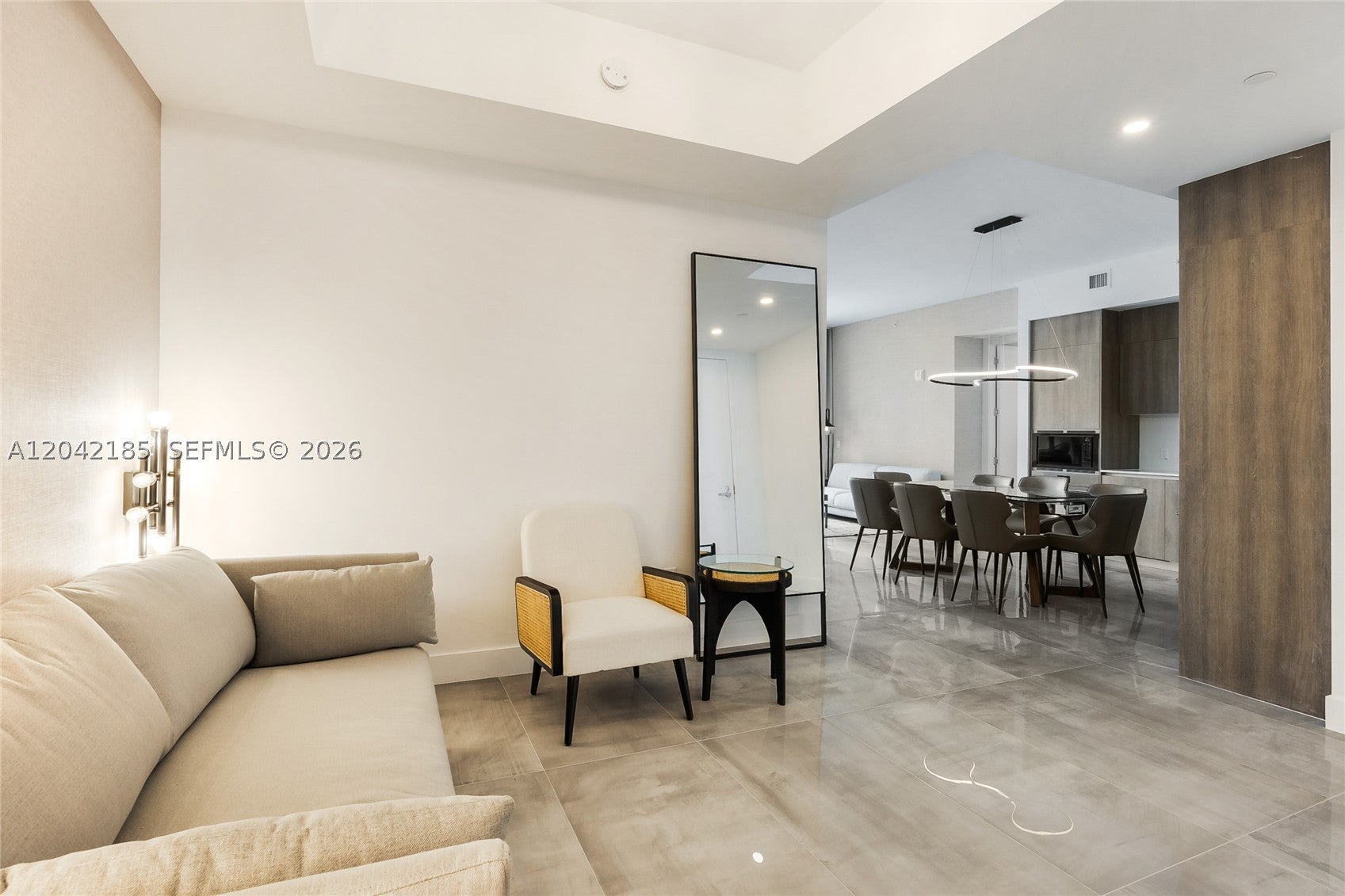 17550 Collins Ave 702