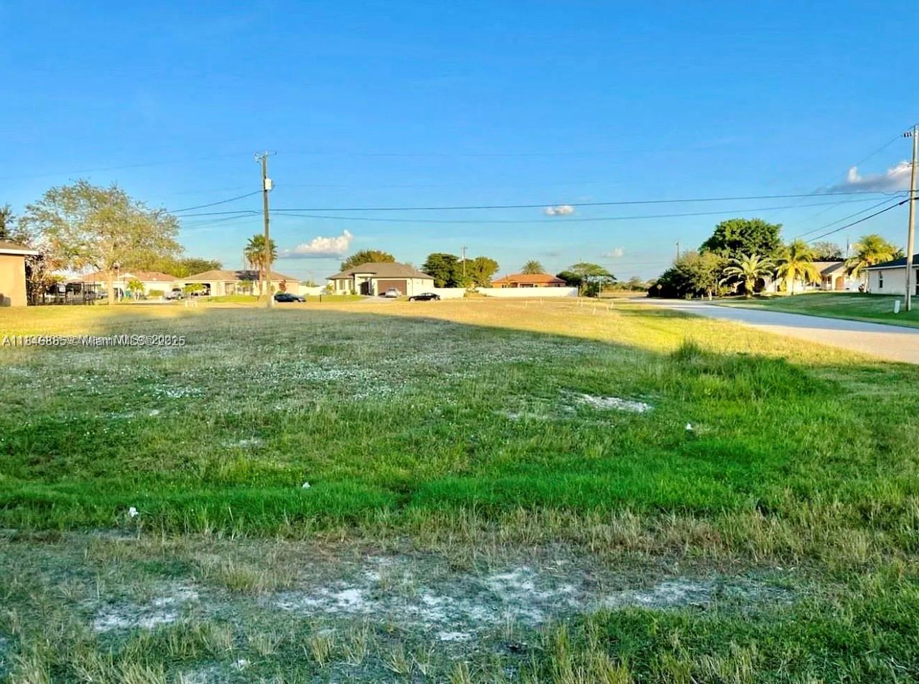 CAPE CORAL UNIT 32 - Land