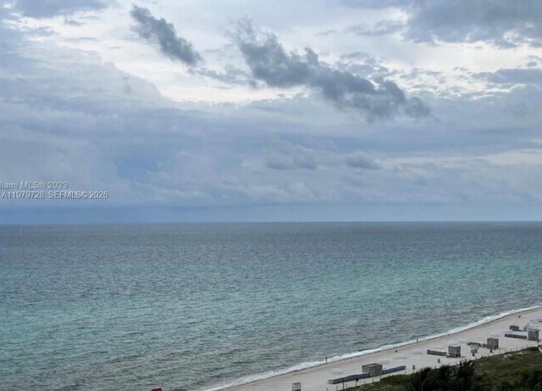 2457 Collins Ave 1605