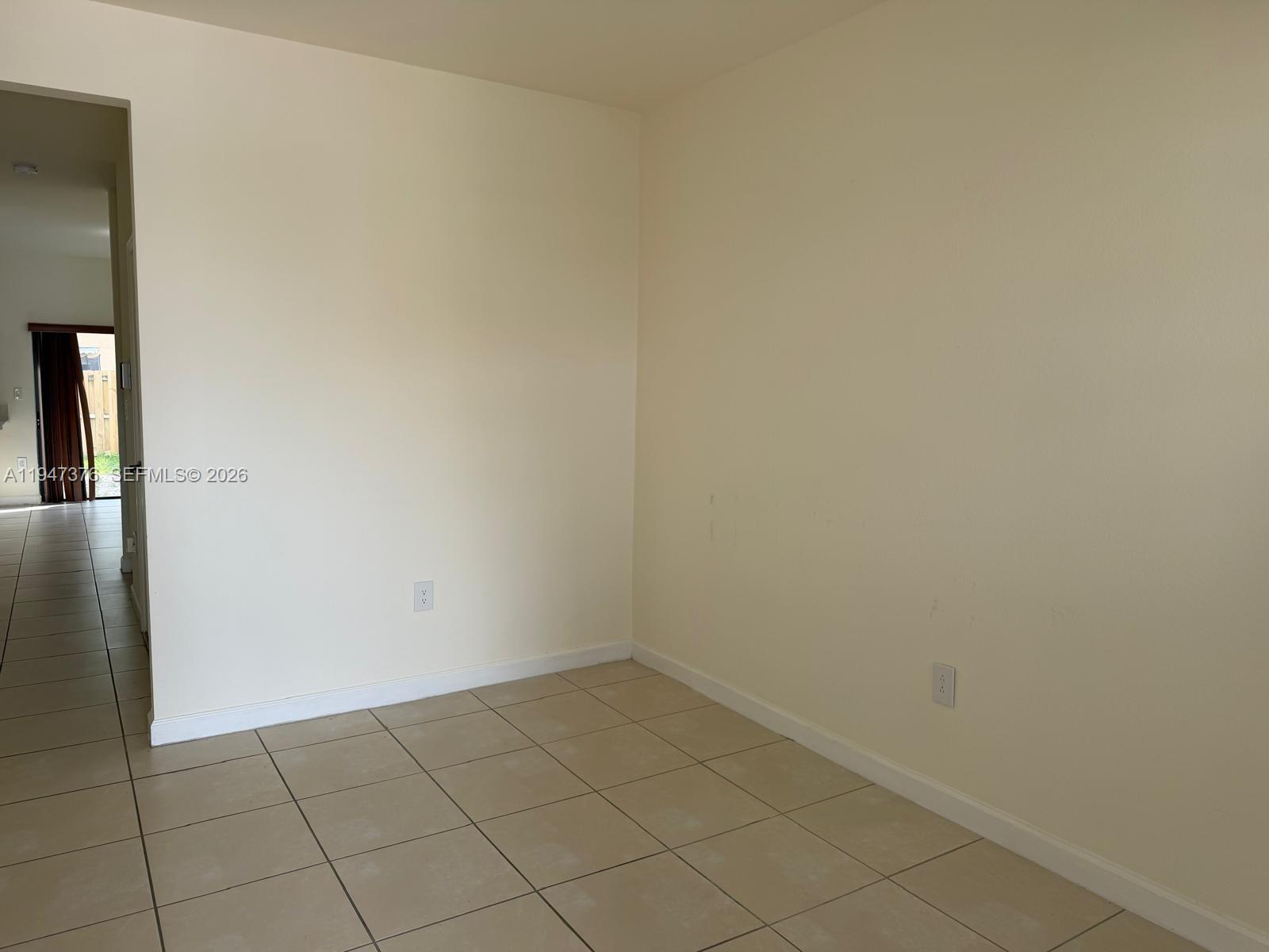 BAYWINDS OF GALAPAGOS FIR - Residential