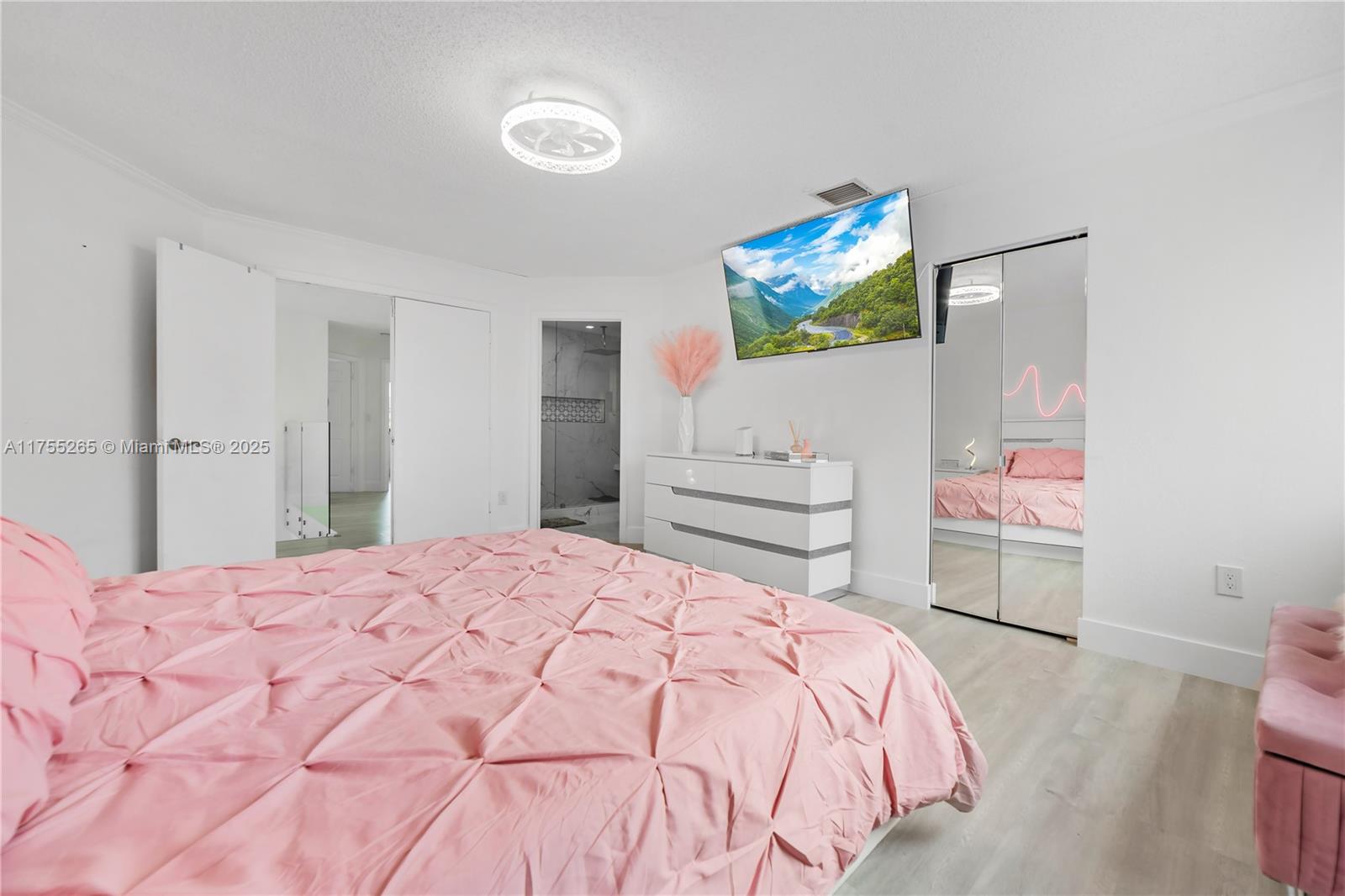 HIGHLANDS AT KENDALL - Residential