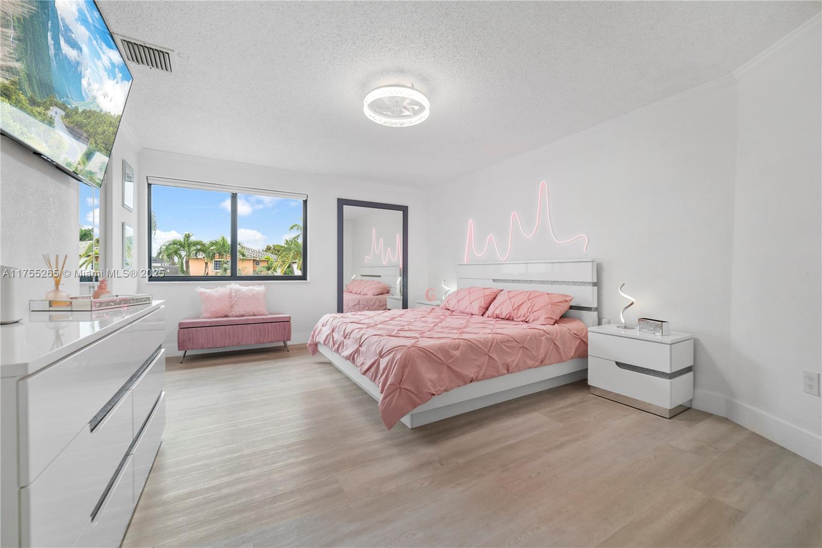 HIGHLANDS AT KENDALL - Residential