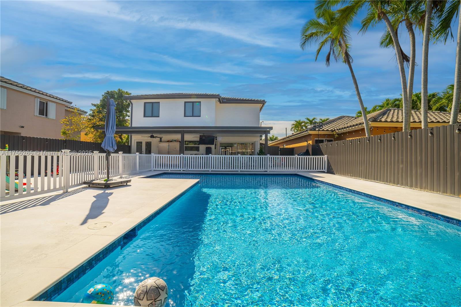 HIGHLANDS AT KENDALL - Residential