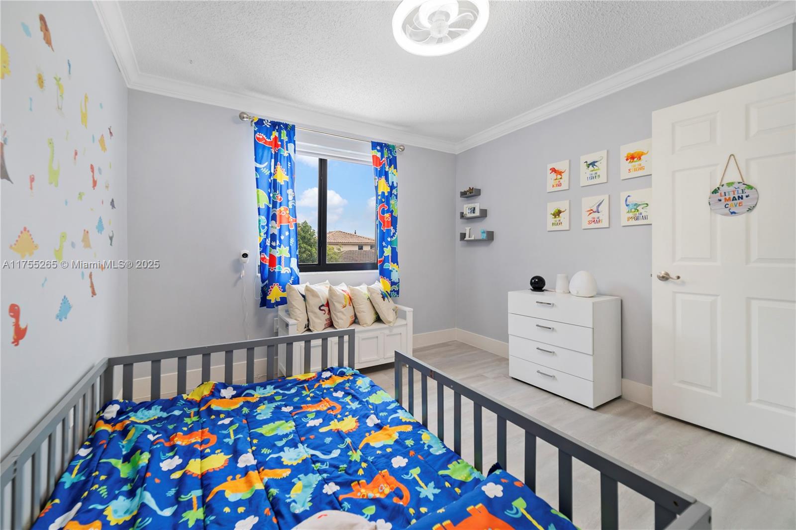 HIGHLANDS AT KENDALL - Residential