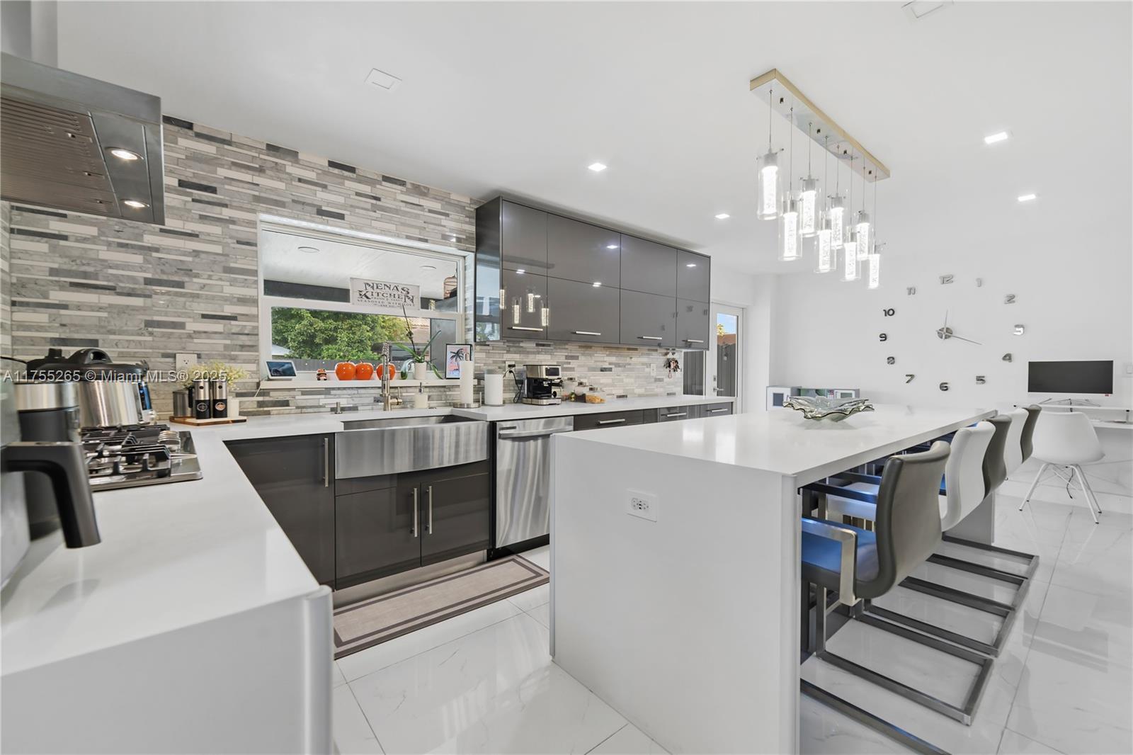 HIGHLANDS AT KENDALL - Residential