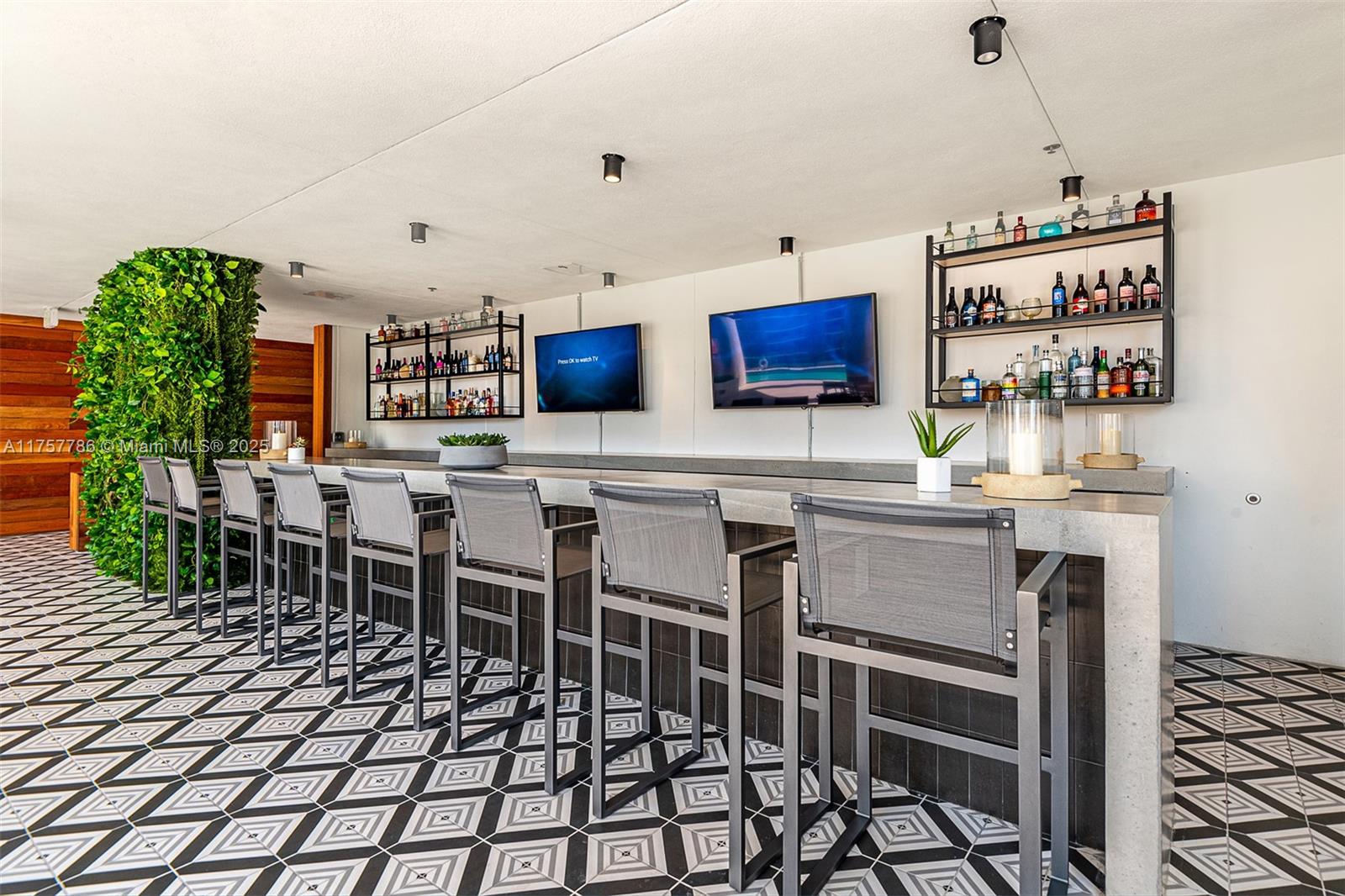 MAP OF MIAMI DADE CO. FL. - Residential