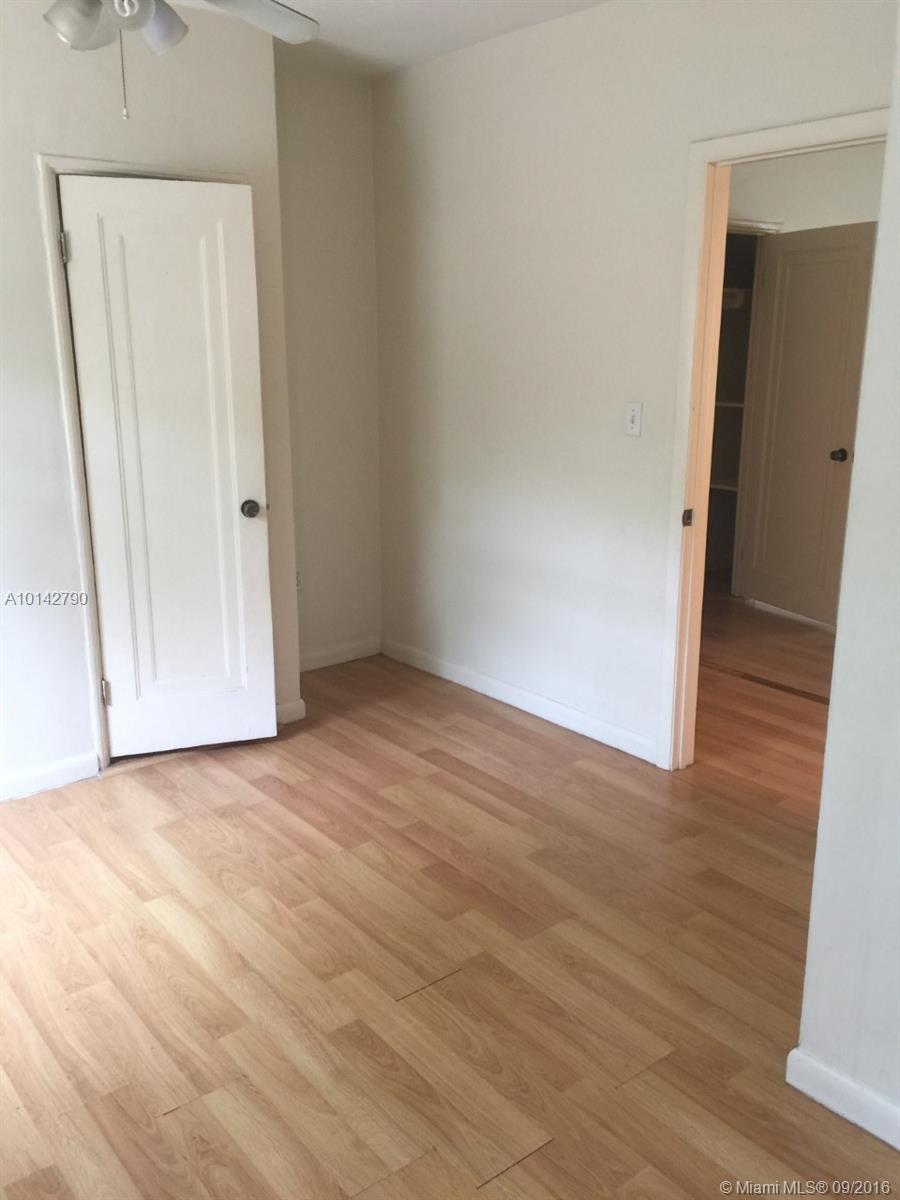 Ocean Beach Add - Residential Lease