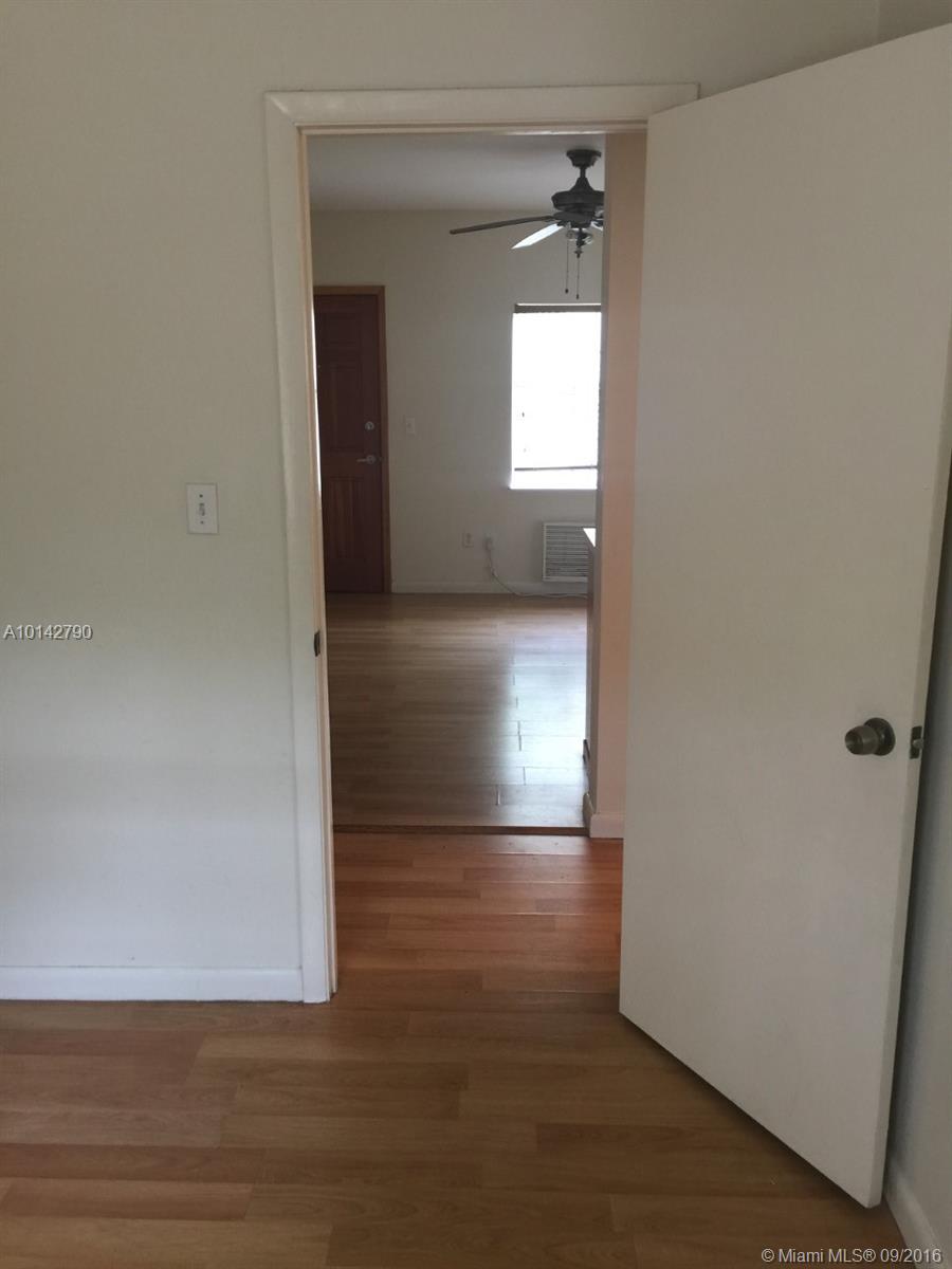 Ocean Beach Add - Residential Lease