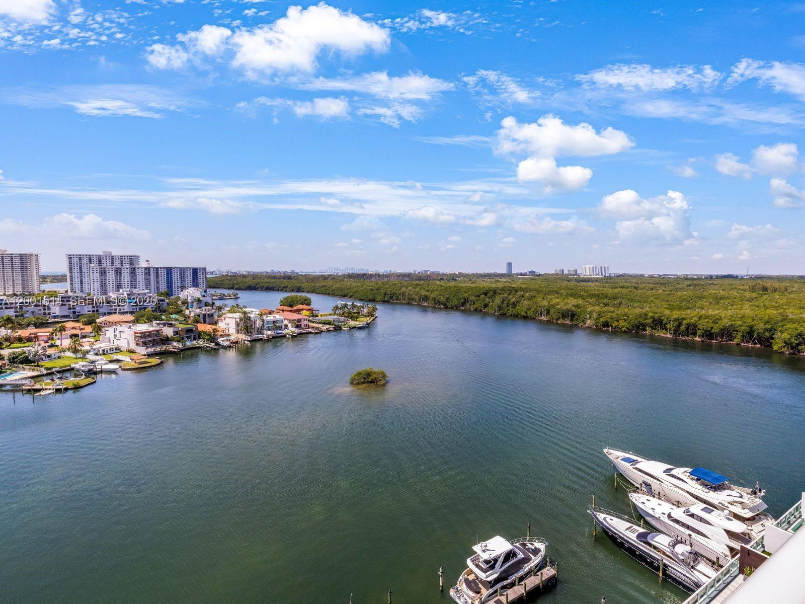 400 SUNNY ISLES CONDO EAS - Residential