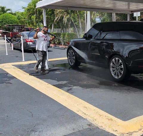 5390 W 12 Ave Hialeah FL 33012