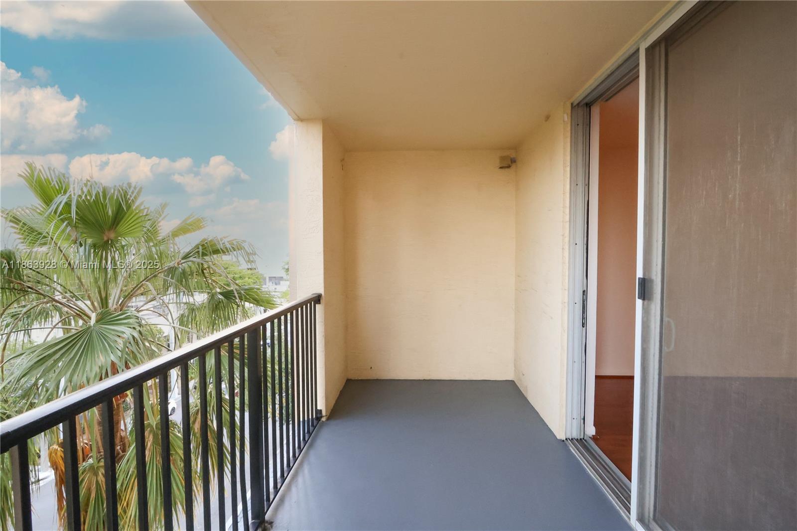 LAS OLAS BY THE RIVER CON - Residential Lease