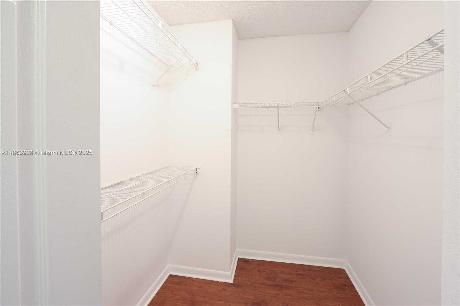 LAS OLAS BY THE RIVER CON - Residential Lease