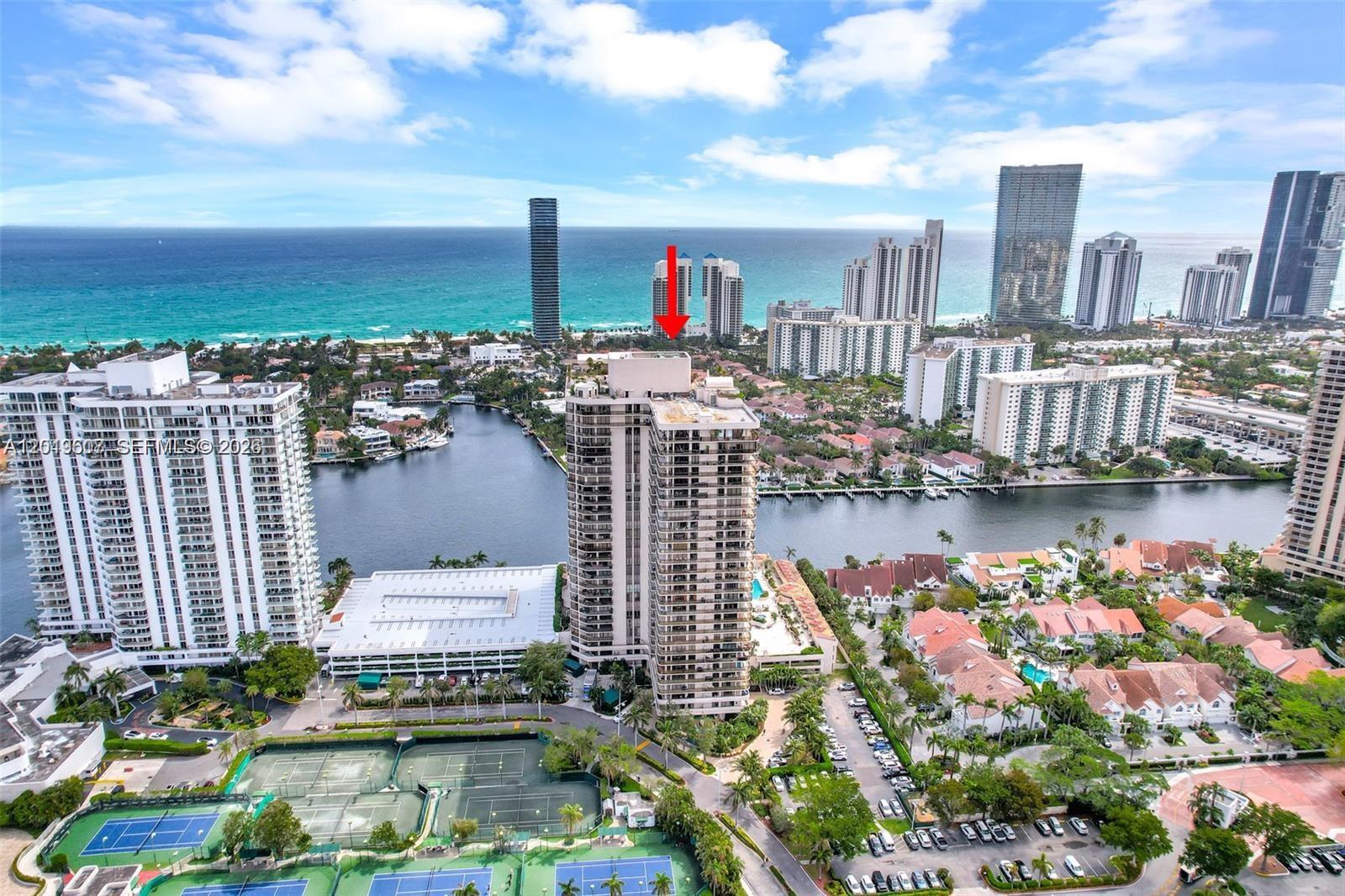 TURNBERRY ISLE SOUTH COND - Residential