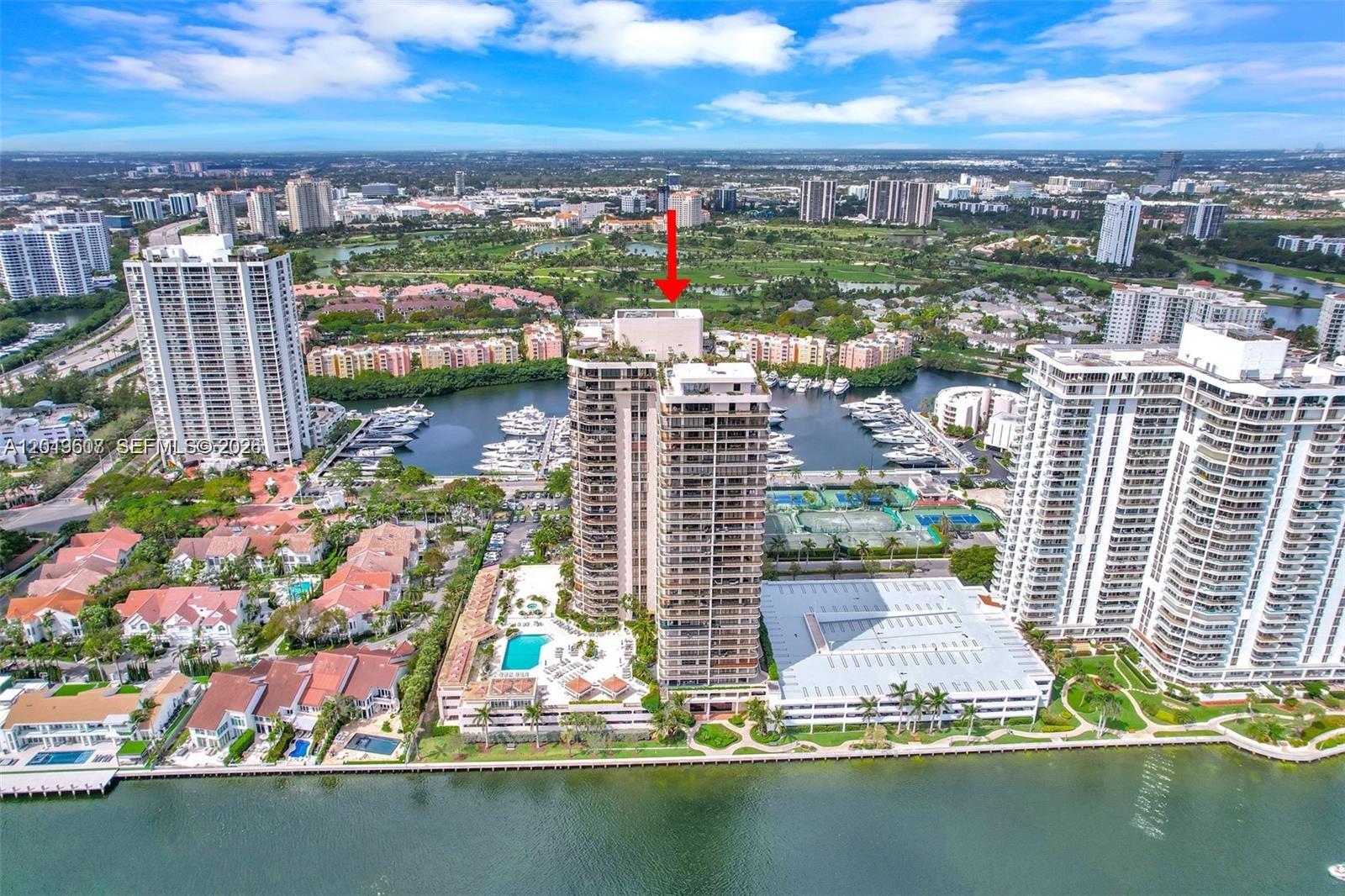 TURNBERRY ISLE SOUTH COND - Residential