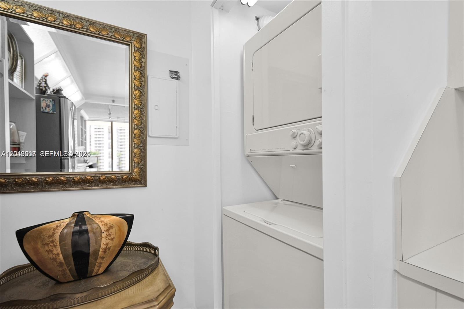TURNBERRY ISLE SOUTH COND - Residential