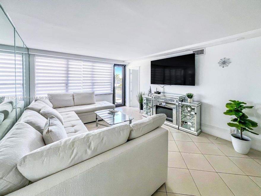 Enjoy direct beach access and breathtaking views from this fully furnished 2-bedroom, 2-bathroom residence in one of Miami Beach’s most desirable oceanfront buildings. This spacious unit offers access to premium resort-style amenities, including two on-site restaurants and a convenience store. Few minutes from South Beach, Brickell, Downtown Miami, Wynwood, and the Design District.
This rental includes 1 free parking space and all utilities—electricity, water, cable, and high-speed internet—Flexible rental terms available, including short-term and month-to-month options, perfect for both vacation and extended stays.
