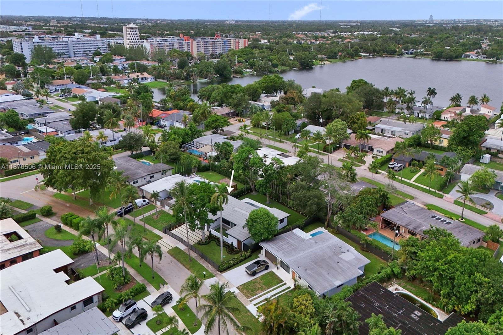 SKY LAKE - Residential Lease