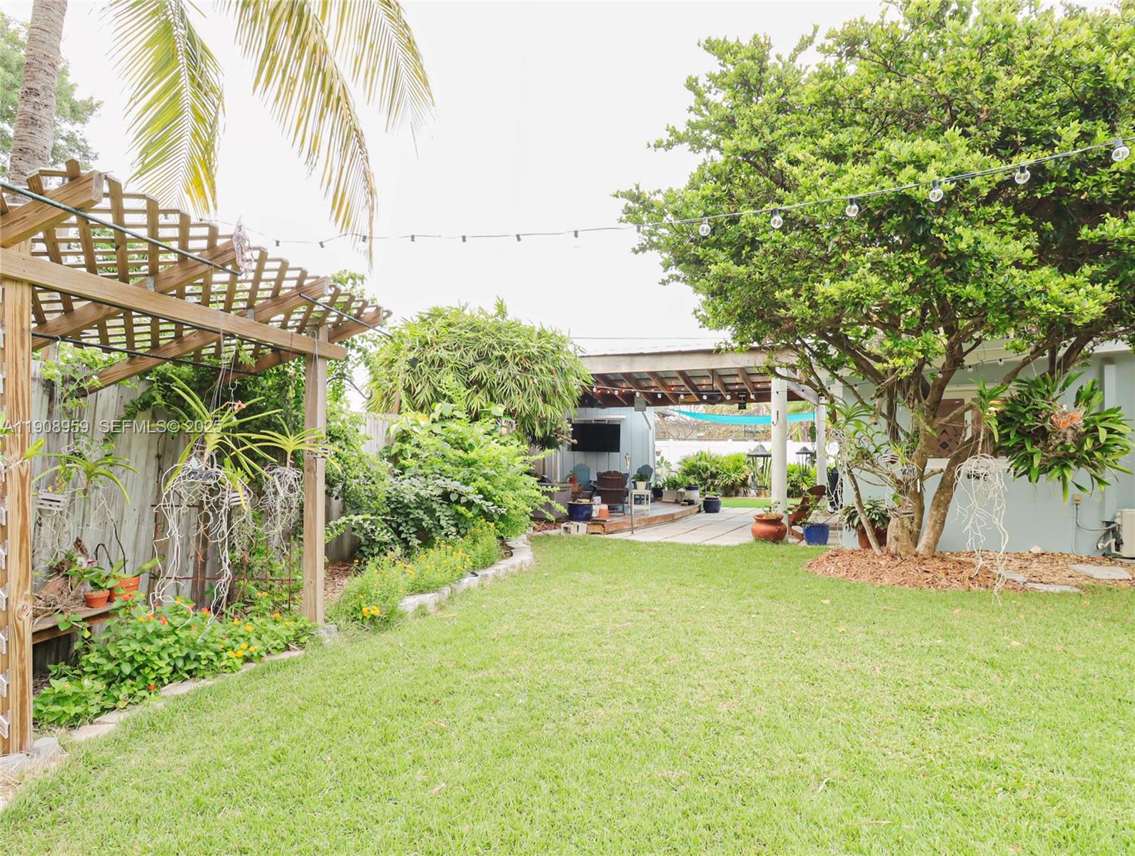 PLANTATION SHORES REV - Residential