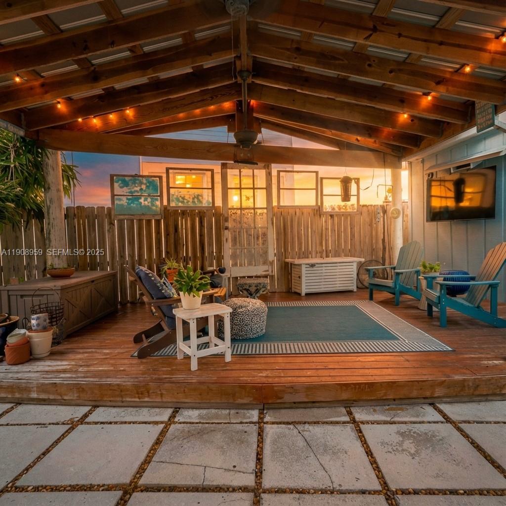 PLANTATION SHORES REV - Residential