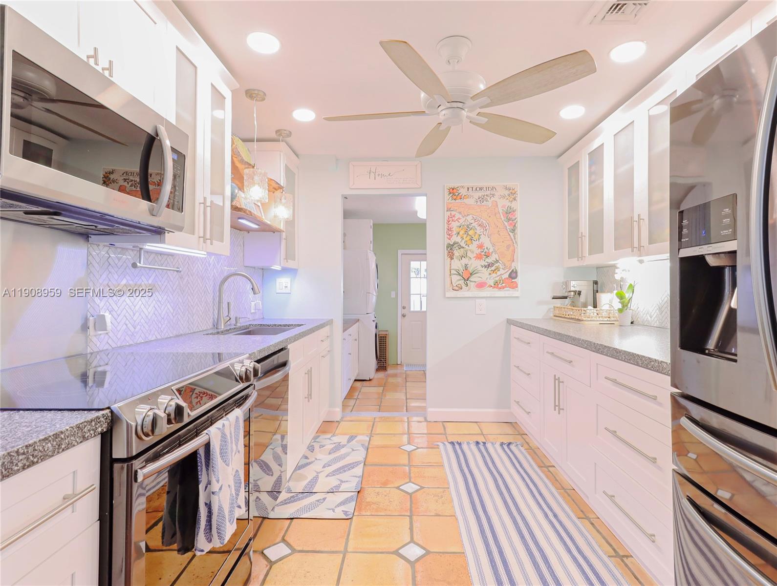 PLANTATION SHORES REV - Residential