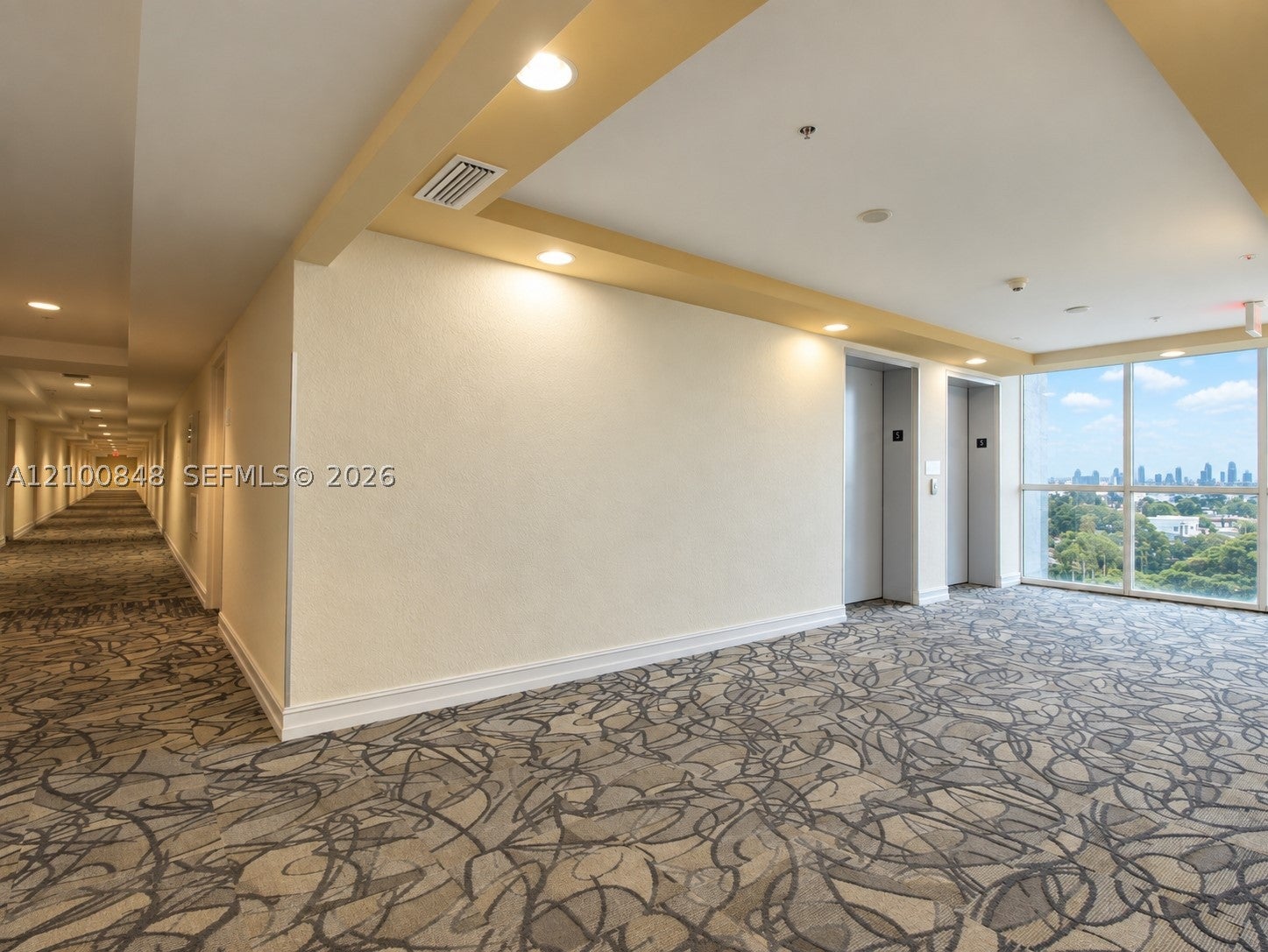 1555 N Treasure Dr 506