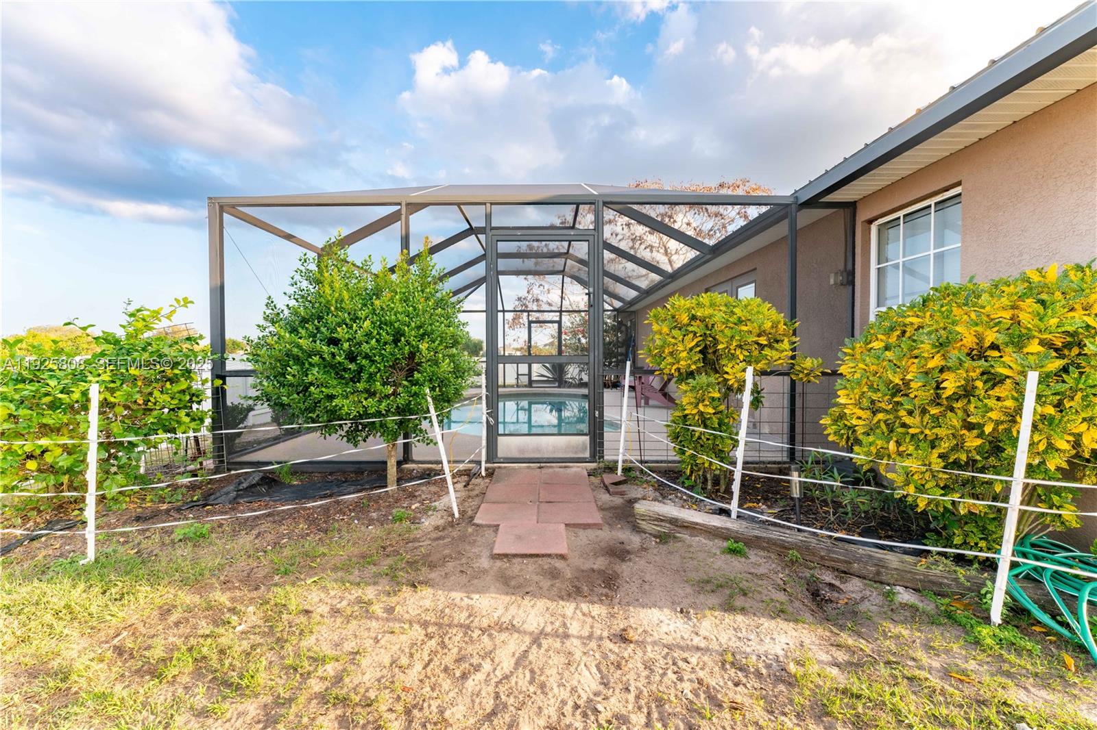 Port LaBelle - Residential