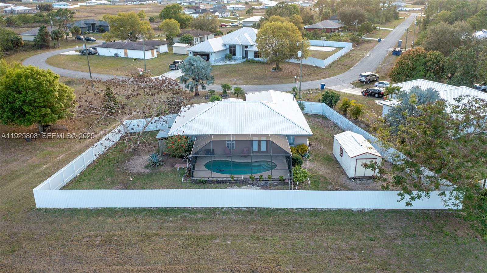Port LaBelle - Residential