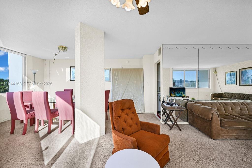 BURLEIGH HOUSE CONDO - Residential