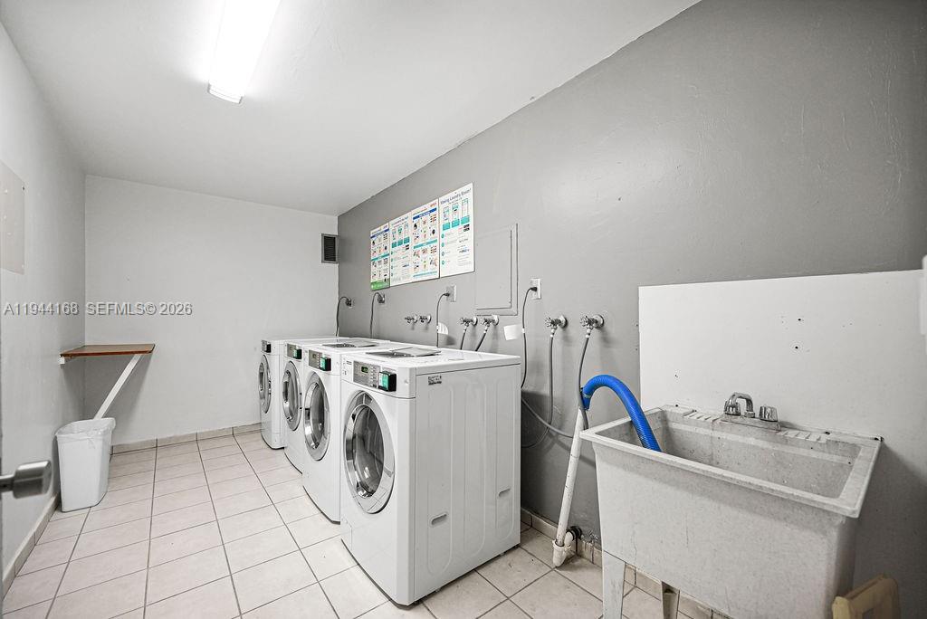 BURLEIGH HOUSE CONDO - Residential