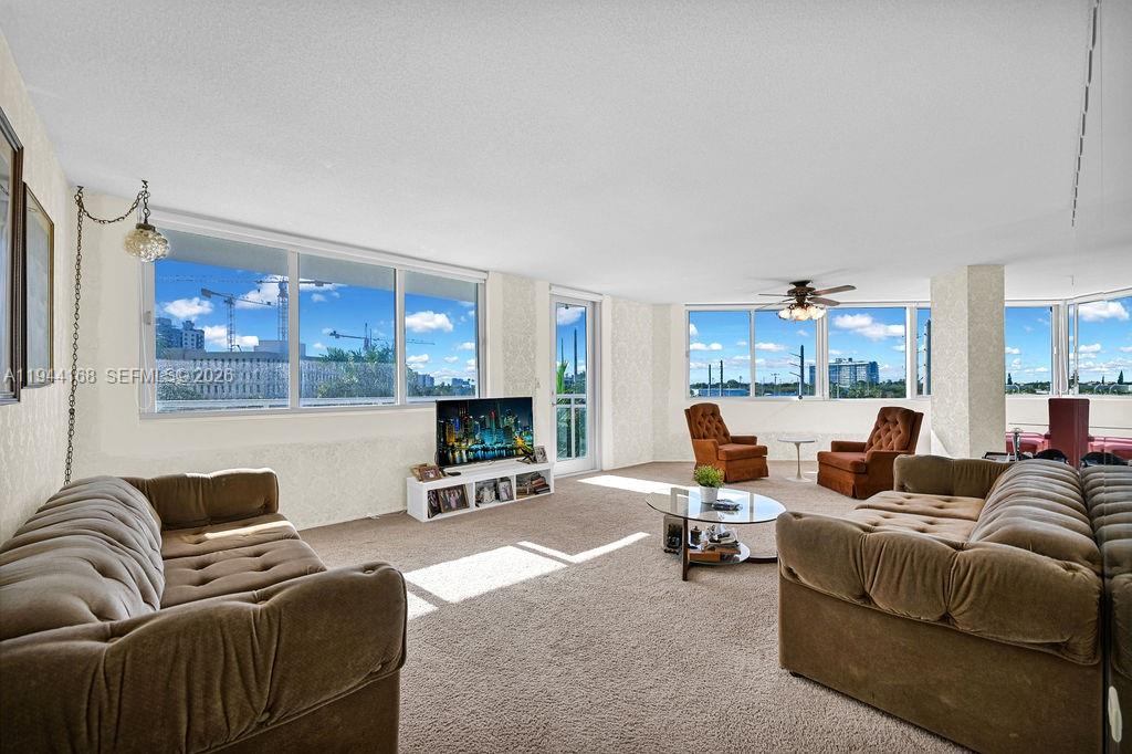 BURLEIGH HOUSE CONDO - Residential