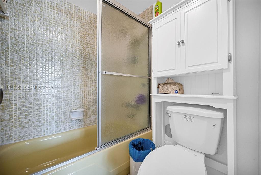 BURLEIGH HOUSE CONDO - Residential