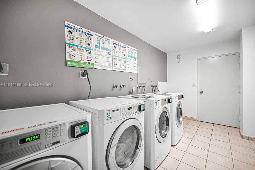 BURLEIGH HOUSE CONDO - Residential