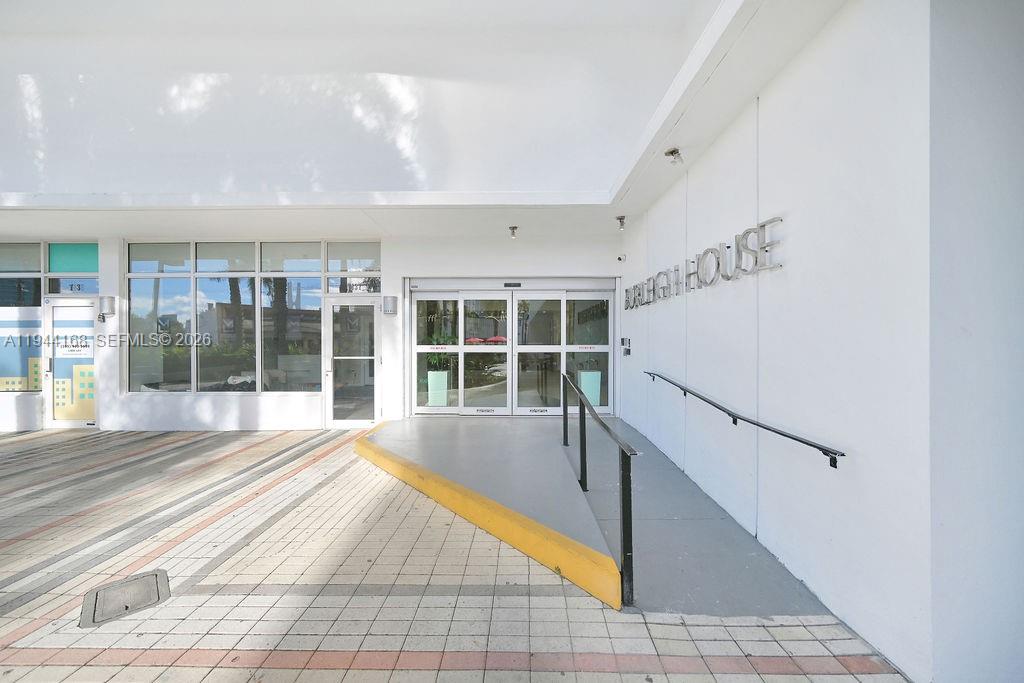 BURLEIGH HOUSE CONDO - Residential