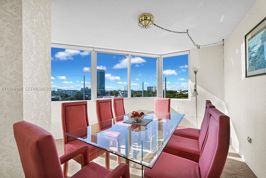 BURLEIGH HOUSE CONDO - Residential