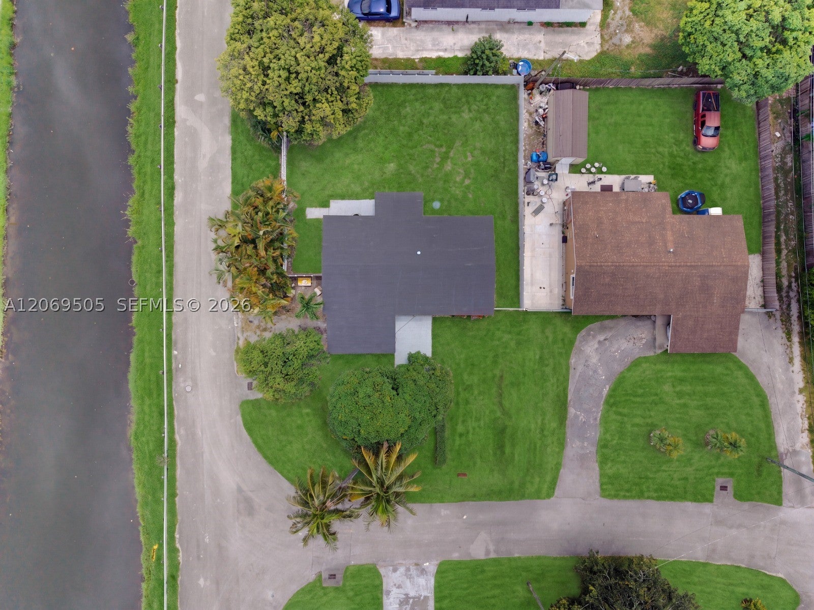 2200 NW 110th St