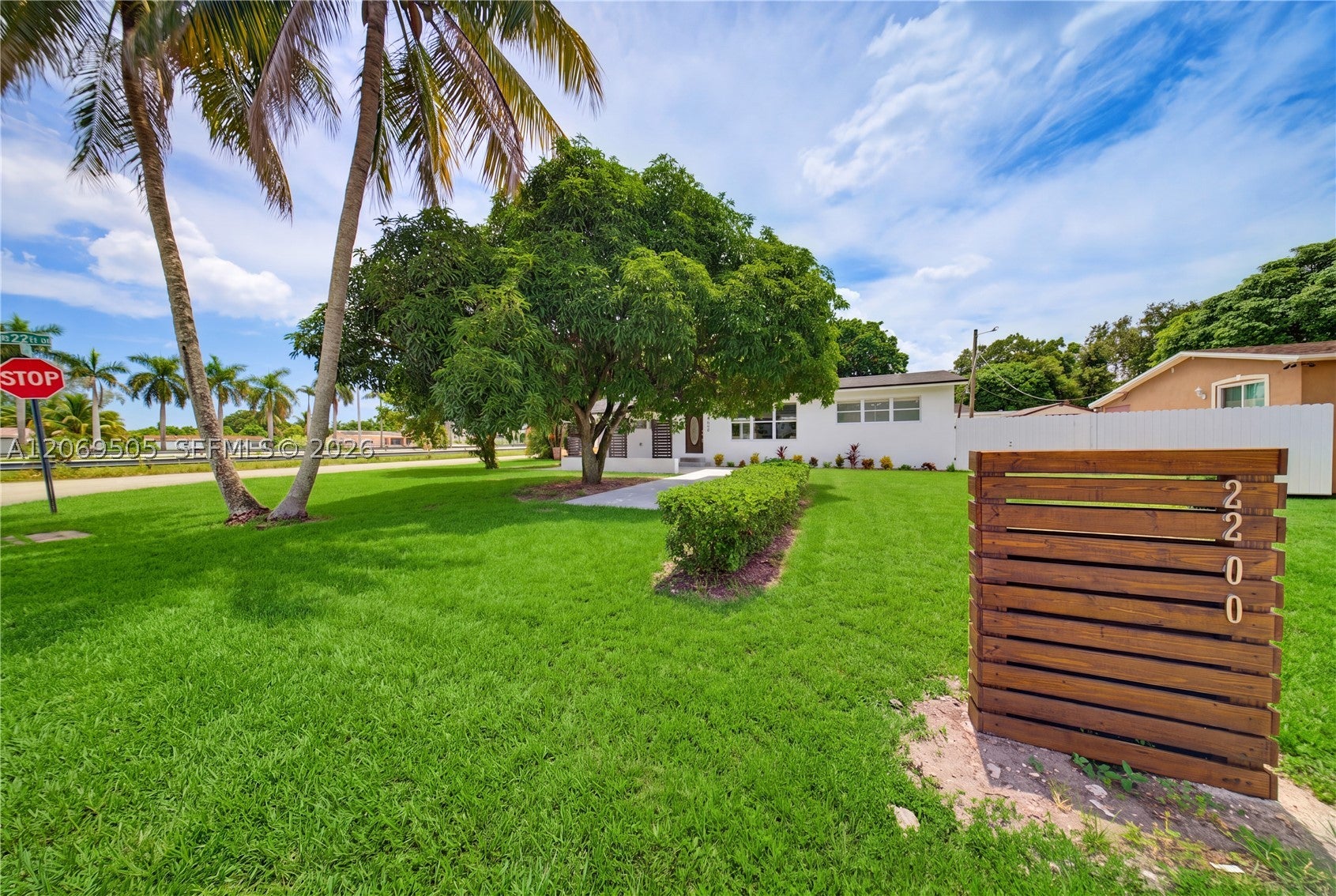 2200 NW 110th St