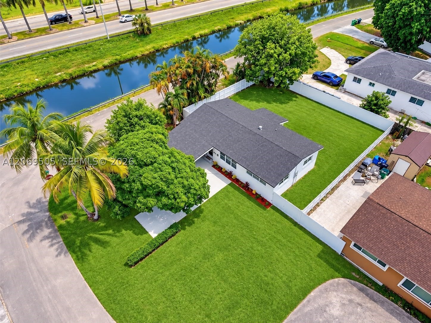 2200 NW 110th St