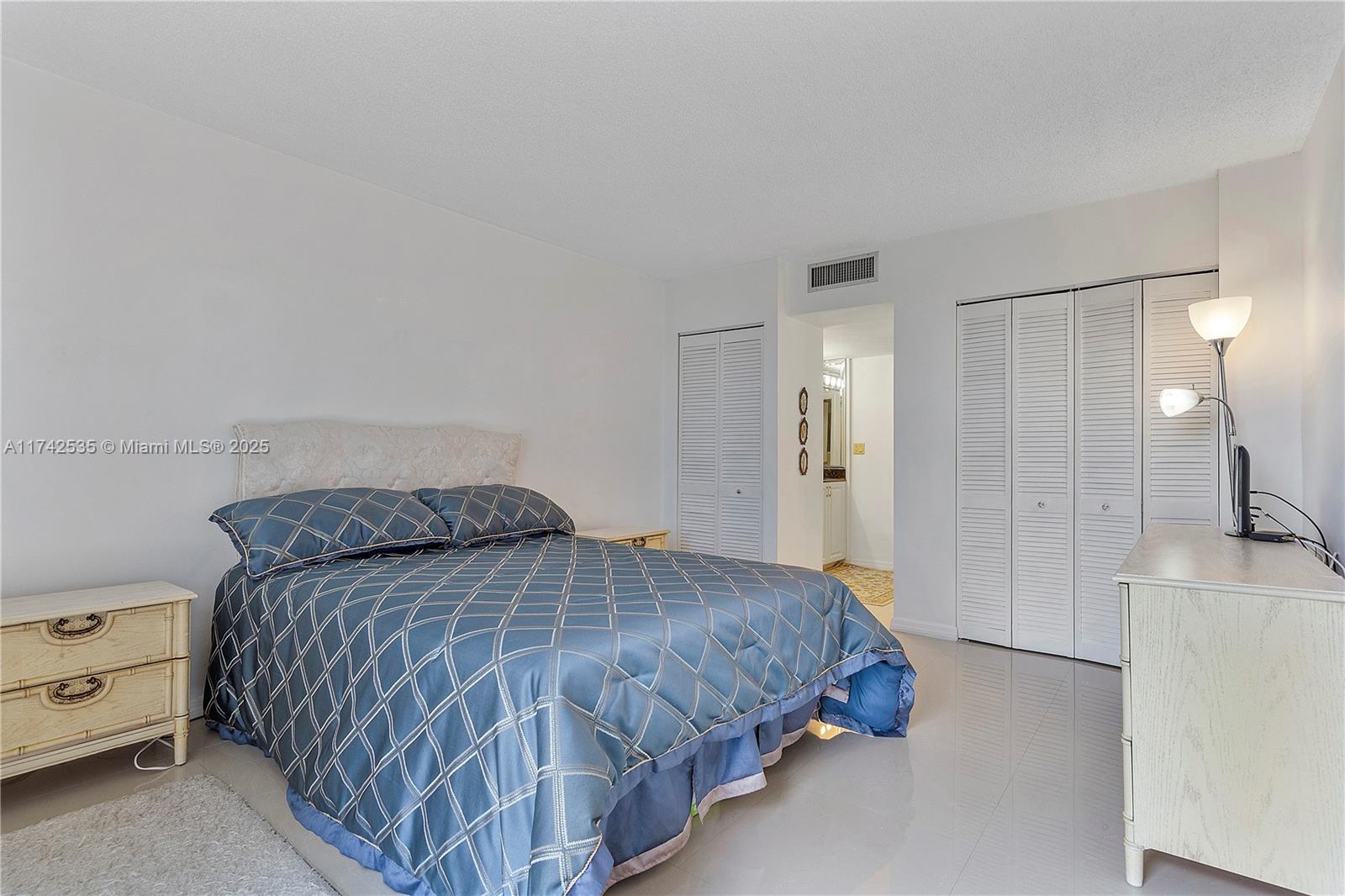CORONADO CONDO TOWER II - Residential