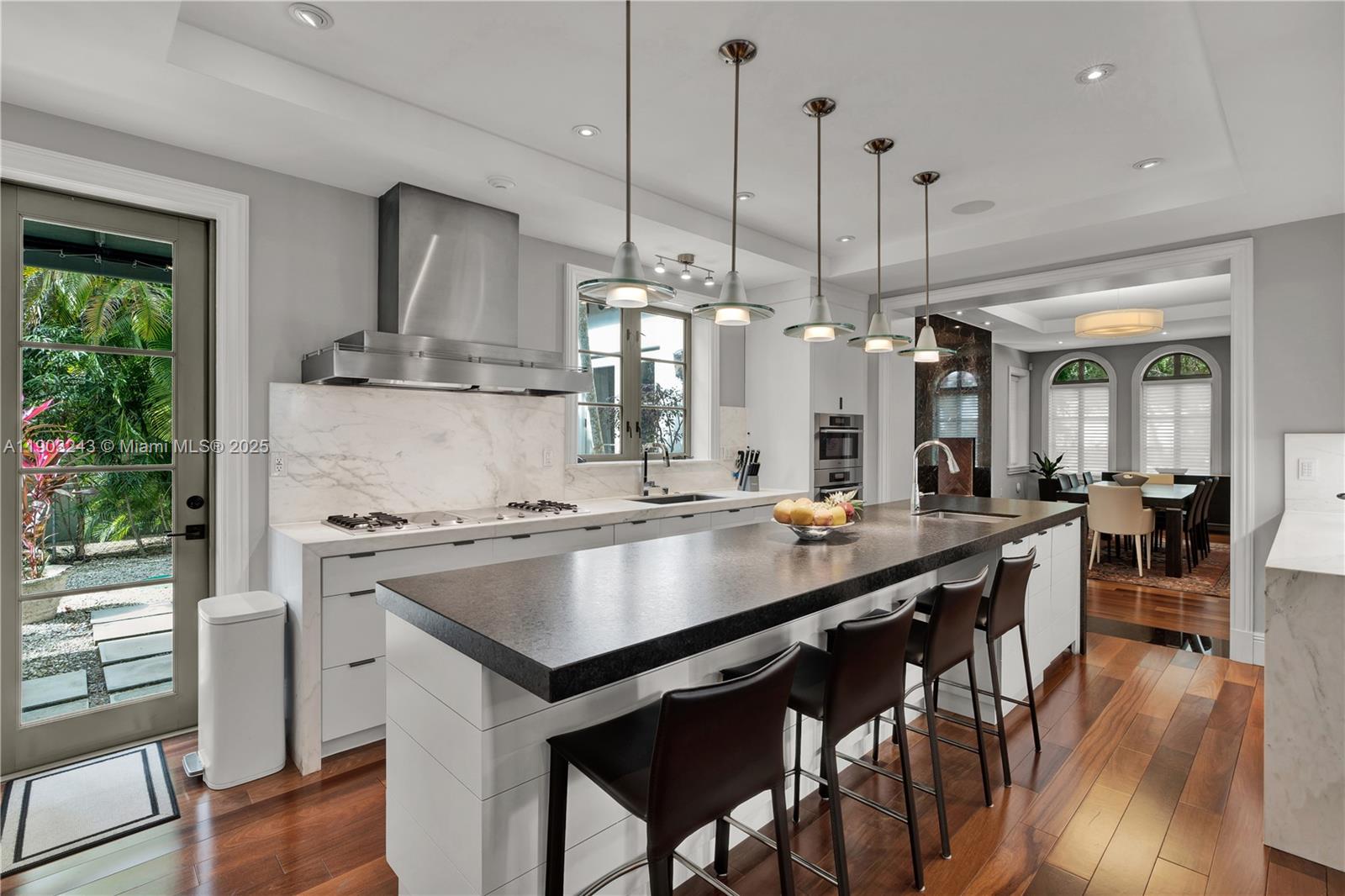 CORAL GABLES C C SEC 3 - Residential Lease