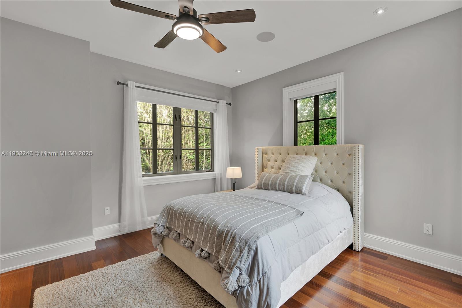 CORAL GABLES C C SEC 3 - Residential Lease