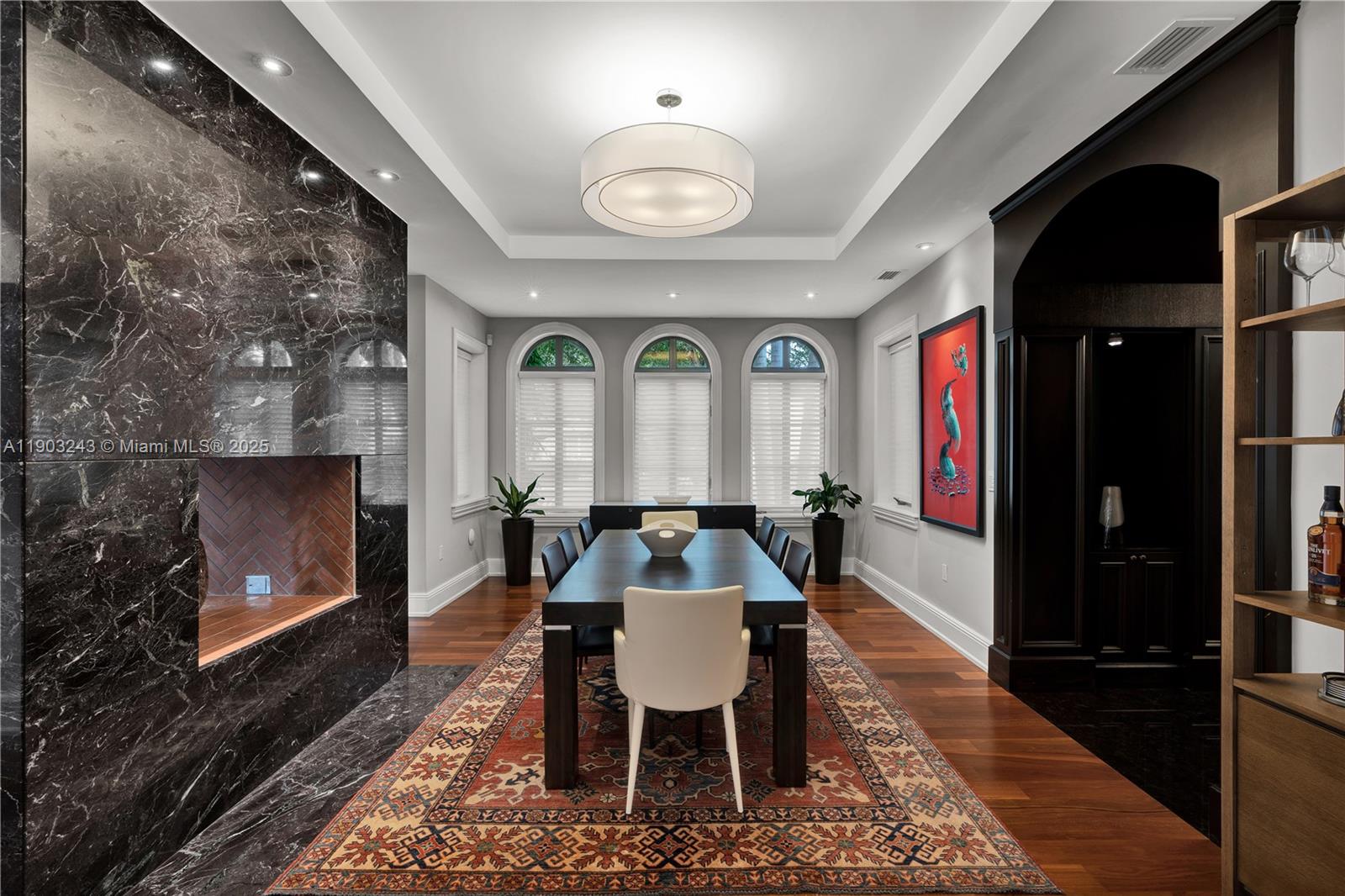 CORAL GABLES C C SEC 3 - Residential Lease