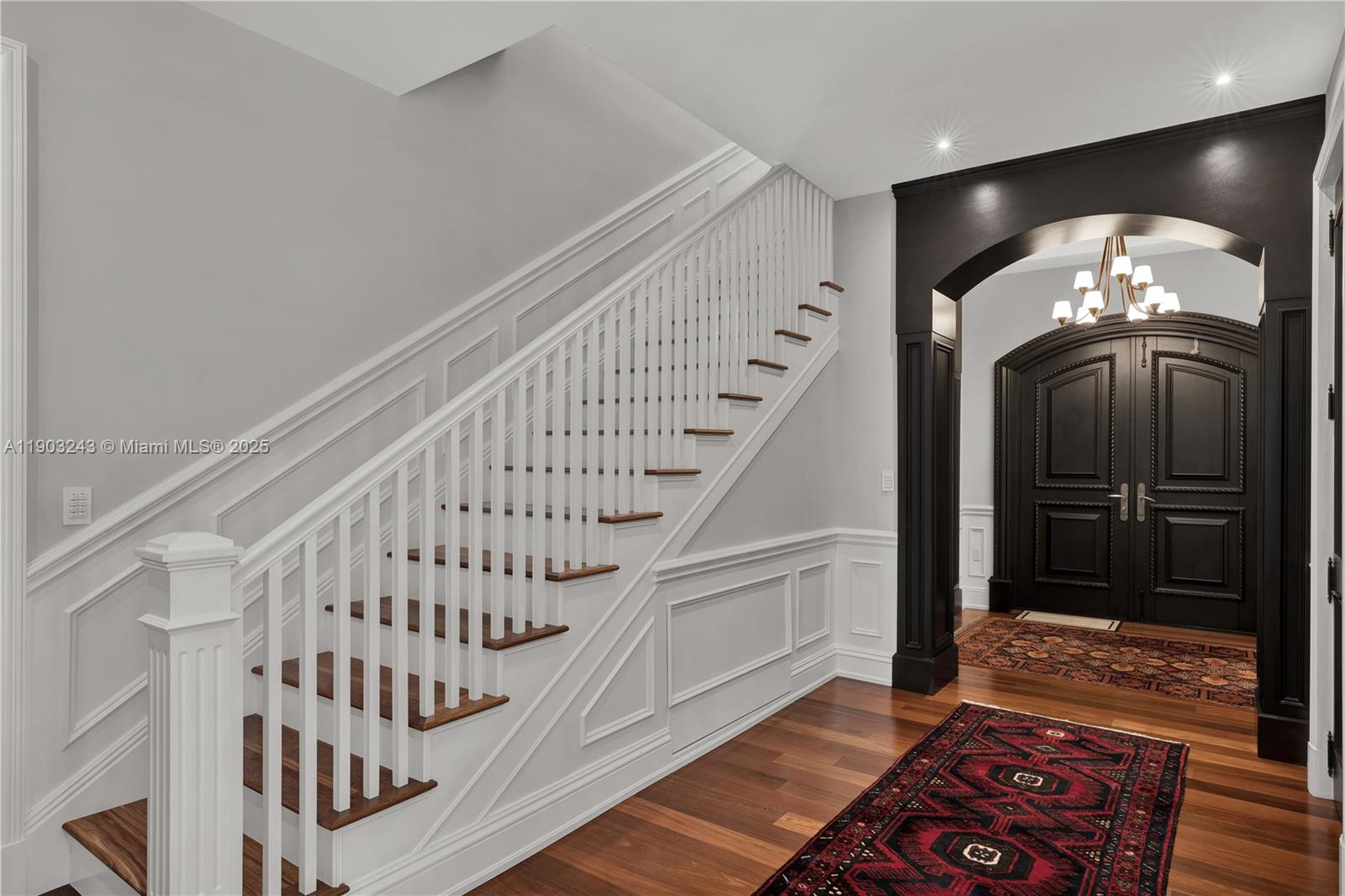 CORAL GABLES C C SEC 3 - Residential Lease