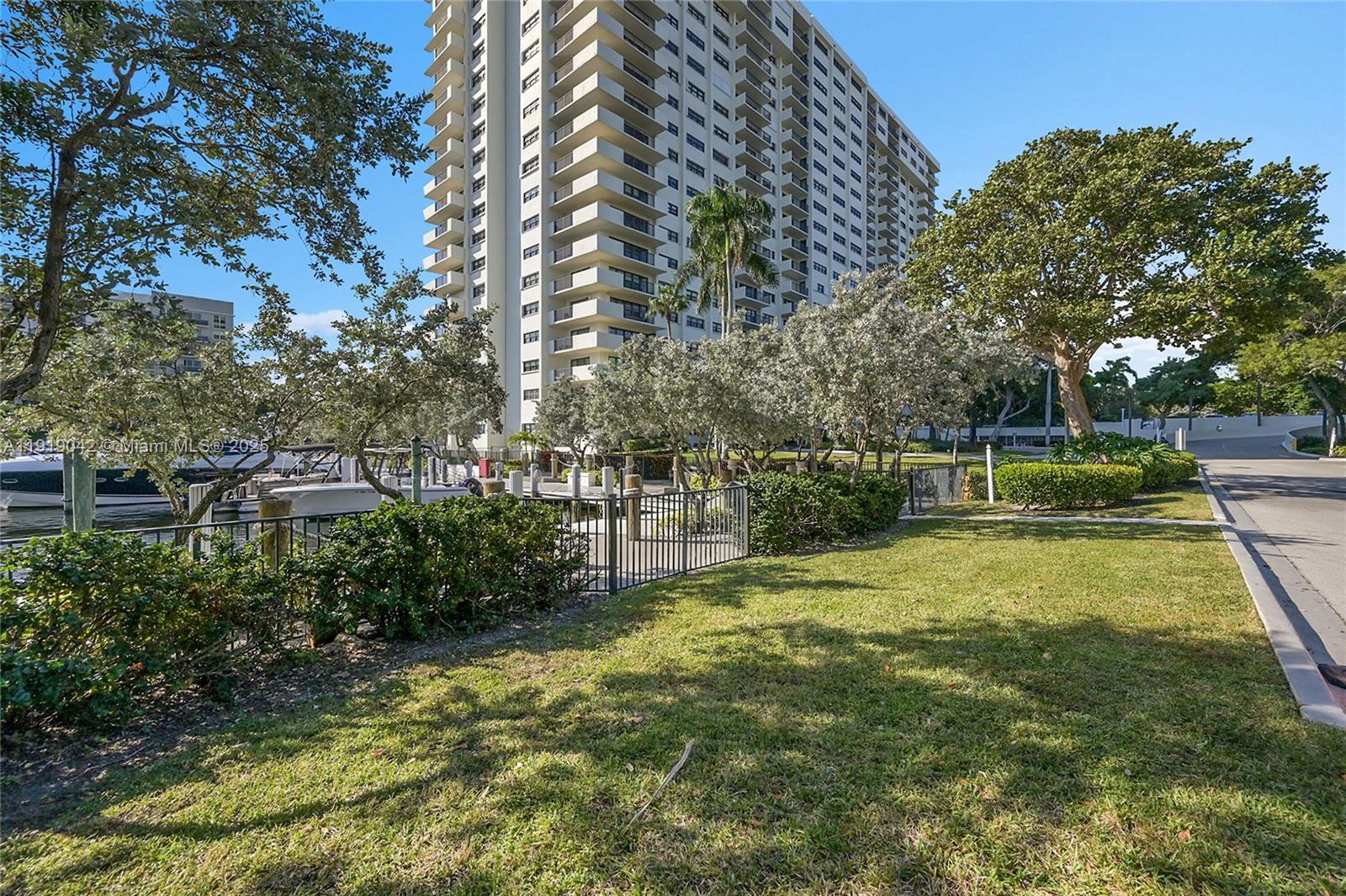 TOWER PORTSMOUTH AT PORT - Residential Lease