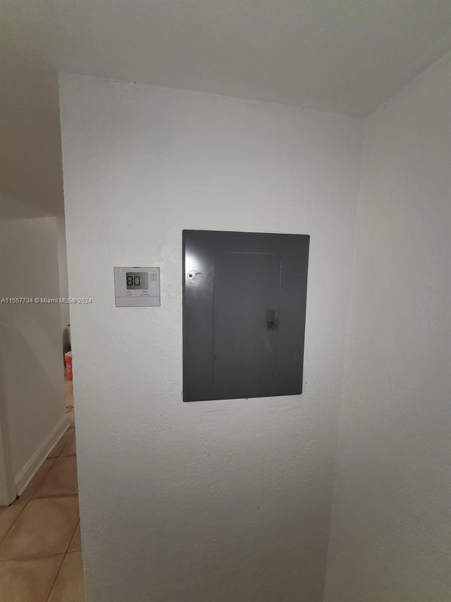 BAYSHORE TREASURE CONDO - Residential Lease