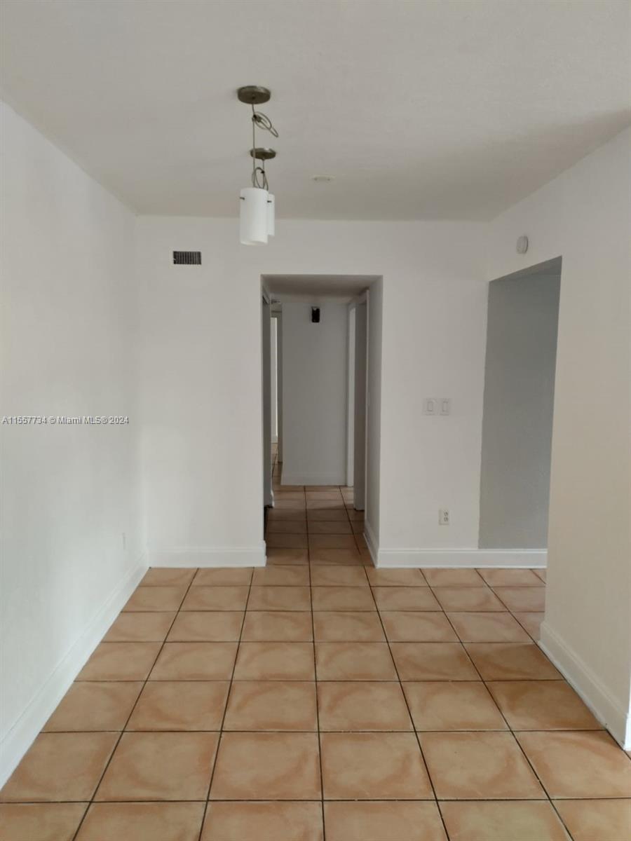 BAYSHORE TREASURE CONDO - Residential Lease