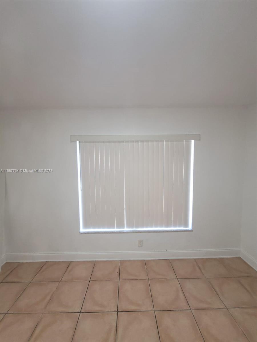 BAYSHORE TREASURE CONDO - Residential Lease