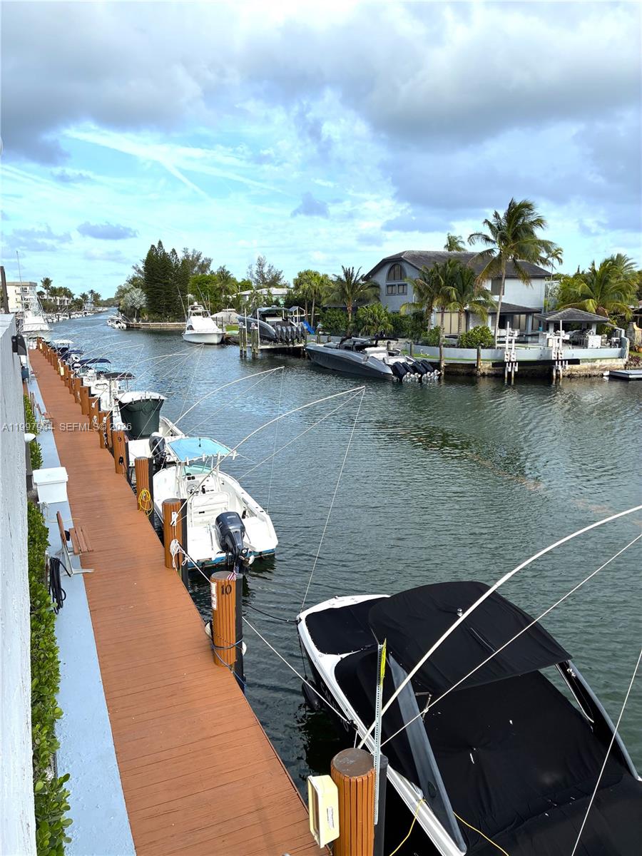 DORSET HOUSE CONDO - Residential