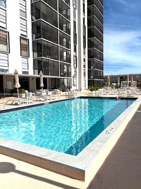 DORSET HOUSE CONDO - Residential