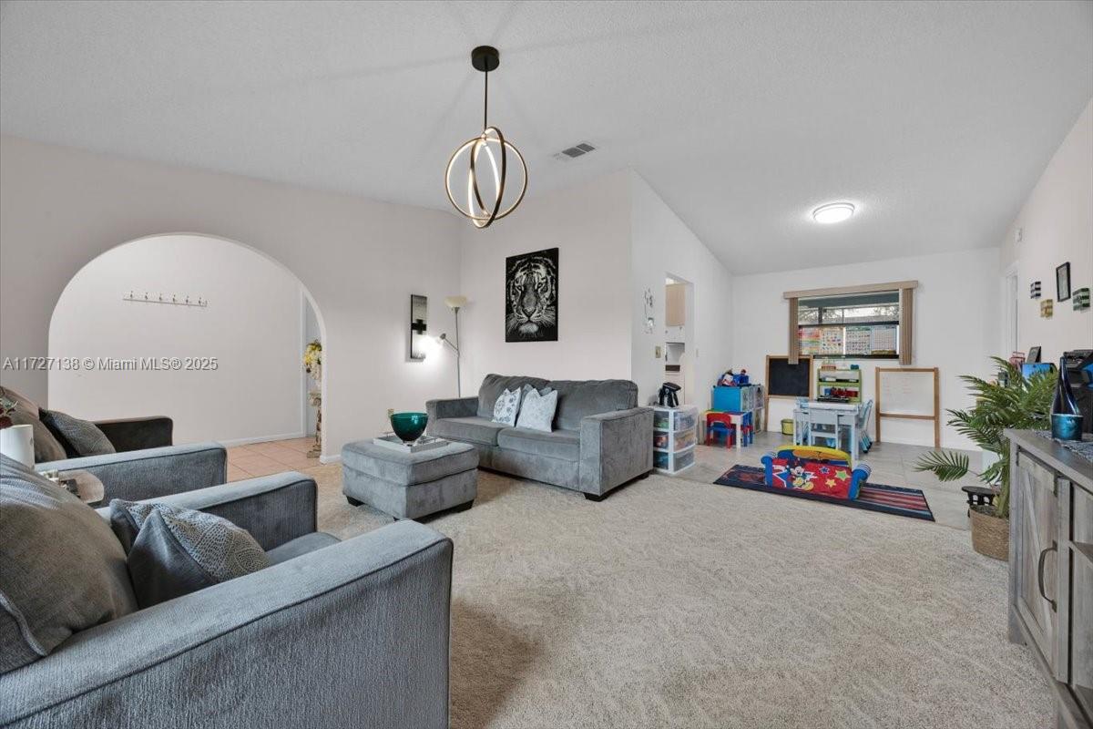 3270 Deer Lick