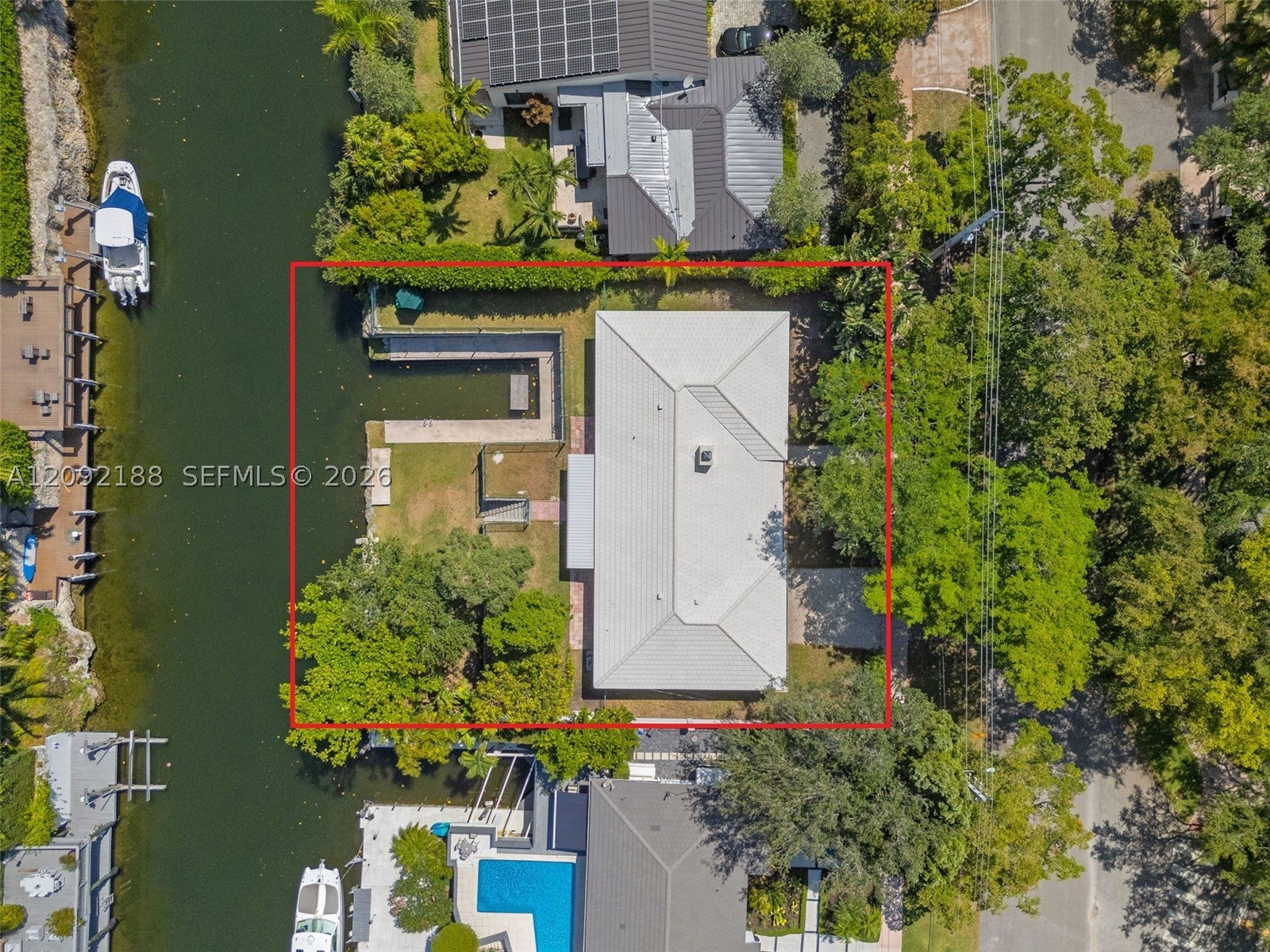 View photos, virtual tours, details... 739 S Alhambra Cir